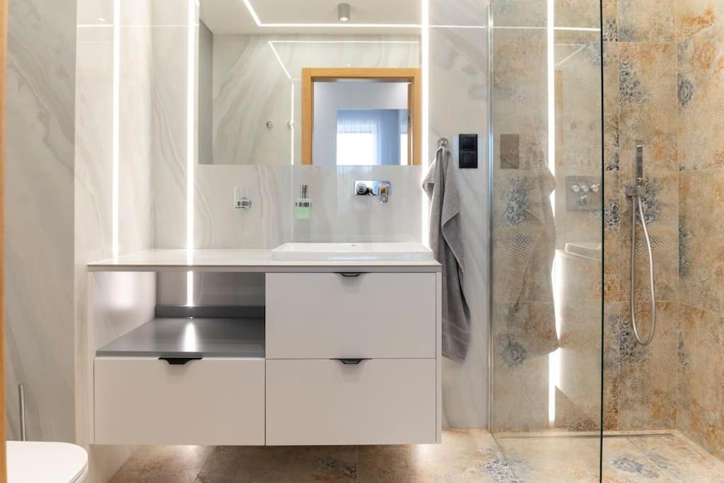 Apartament Koral - Kompozytorow Polskich 7 Lublino Esterno foto